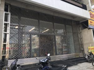 Cửa cuốn mắc võng, song ngang. 7 z5710584835781 07d84494a59109e6dd1d4c6f83a84784