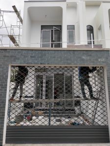 Cửa cuốn mắc võng, song ngang. 6 z5710584838940 4975790df322482b857275a4fe3231b6