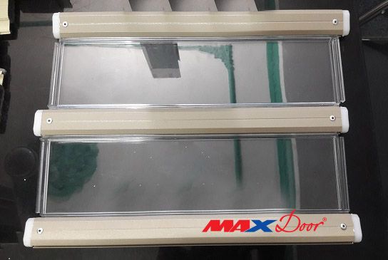 Cửa Cuốn Đức Titadoor POLYCACBONATE 3 Cua Cuon Duc Titadoor Trong Suot Polycarbonate Gia Re Tphcm