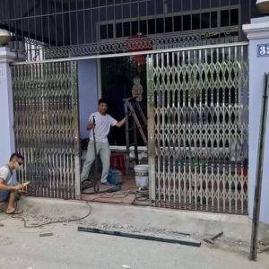 Cửa Kéo Inox 304 Có Lá 5 Inoxx